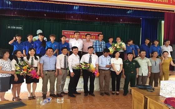 Đoàn TNCS Hồ Chí Minh Đoàn luật sư TP Hà Nội tổ chức thành công chuyến đi tuyên truyền pháp luật tại UBND xã Cẩm Quan, huyện Cẩm Xuyên, tỉnh Hà Tĩnh