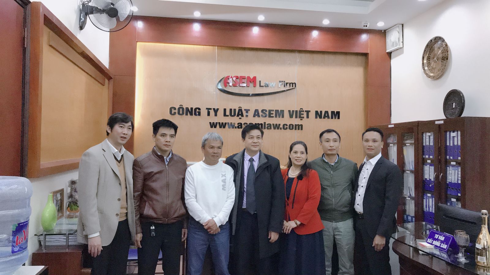 Chủ tịch Liên đoàn Luật sư Việt Nam đến thăm và chúc mừng năm mới Công ty Luật ASEM Việt Nam