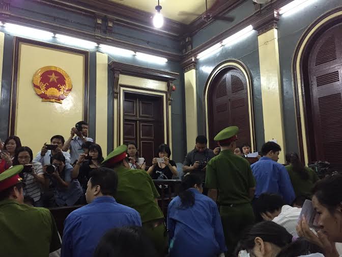 Thời gian không chờ đợi...