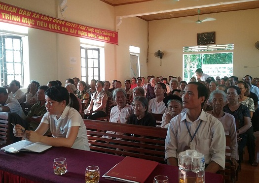 Đoàn Luật sư Hà Tĩnh chở pháp luật đến với bà con xã Liên Minh, huyện Đức Thọ, Hà Tĩnh