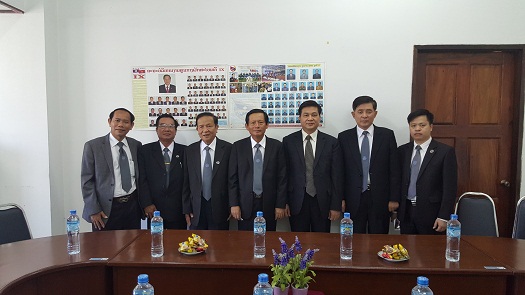 Chuyến đi thăm và làm việc tại CHDCND Lào của Đoàn công tác Liên đoàn Luật sư Việt Nam