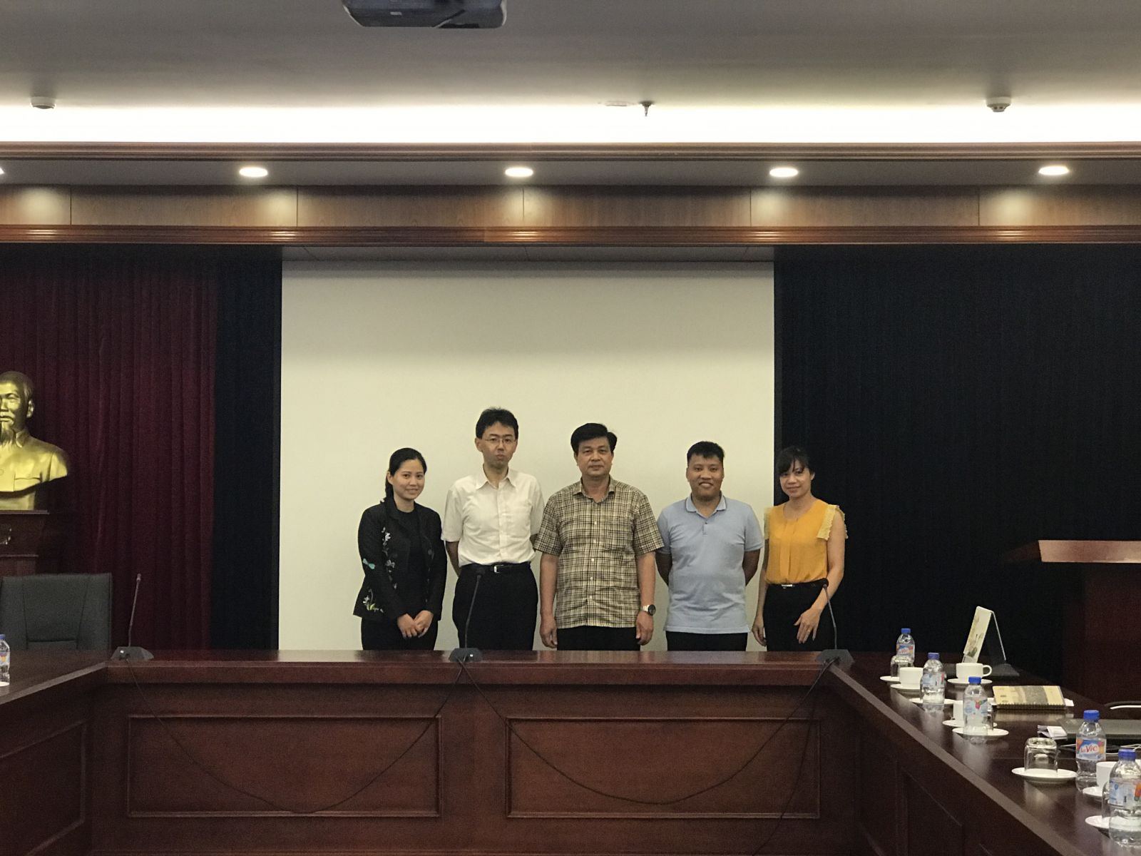 Chủ tịch Liên đoàn Luật sư Việt Nam tiếp và làm việc với các chuyên gia của dự án JICA